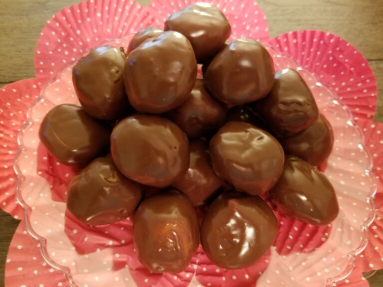 traditional-reindeer-balls-recipe